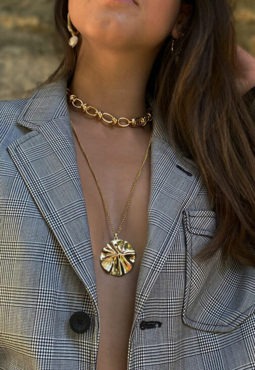 Collier satine médaille pour femme inspiré du moulin rouge