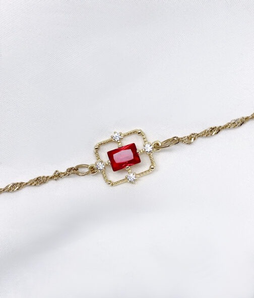 bracelet rouge femme élégant et intemporel