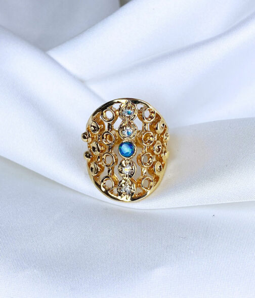 bague large pour femme sertie avec une opale bleu et des zircons joorn bijoux